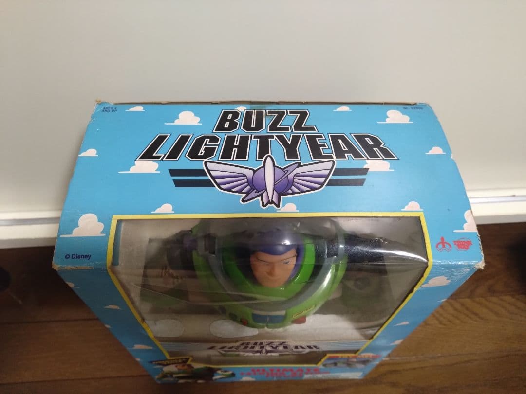 箱付き、初代バズライトイヤー！英語バージョン！清掃、電池交換済！