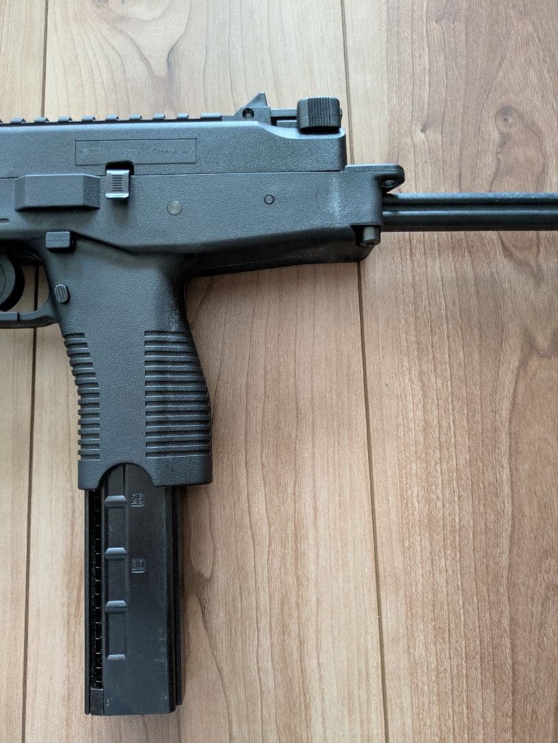 KSC(ケーエスシー) MP9 GBB ＆ 専用サプレッサー