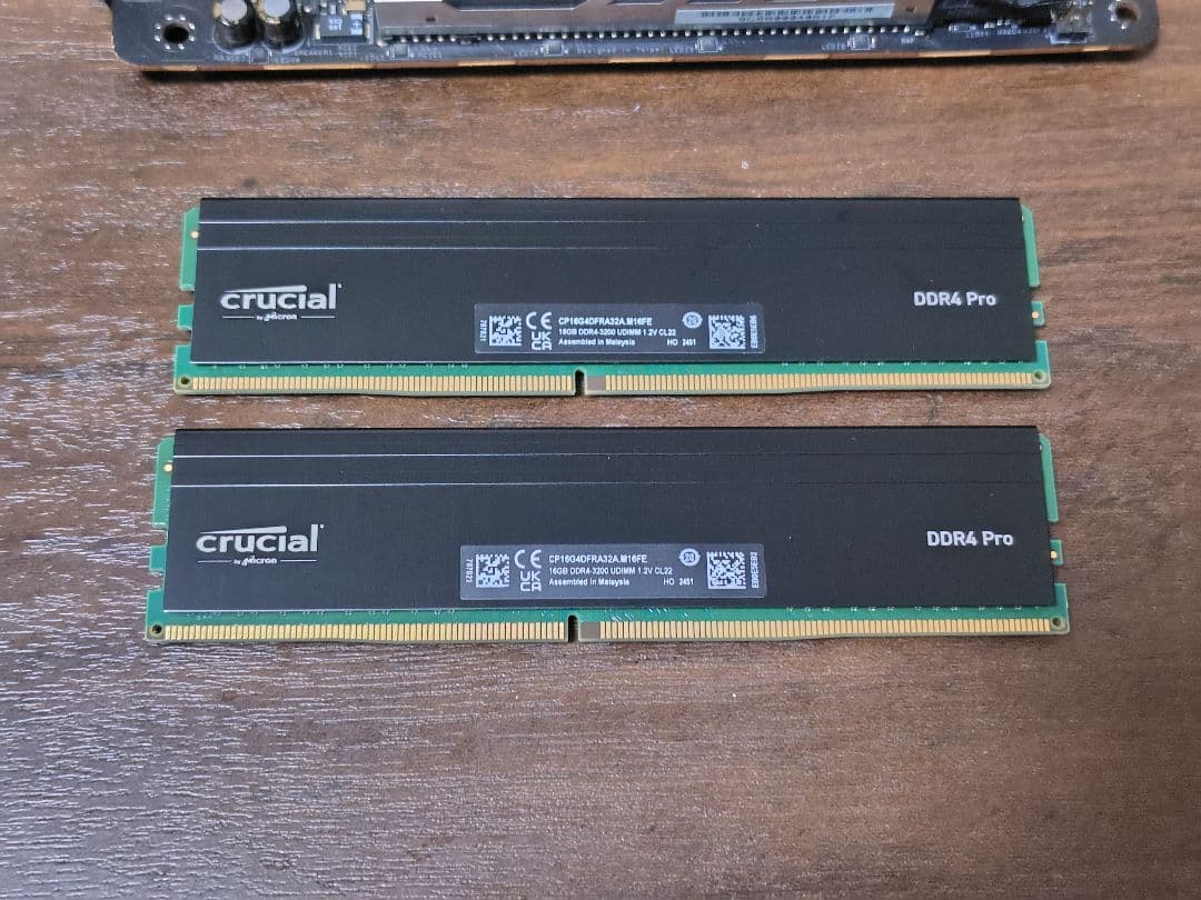 Ryzen7 5700x・メモリ(32GB)・マザーボード