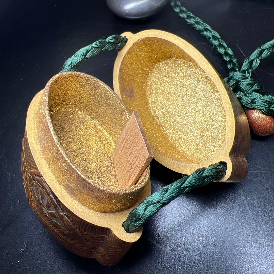 翠香銘　蒔絵印籠　木箱付　32g 東Y7-1119☆2Fトカサ