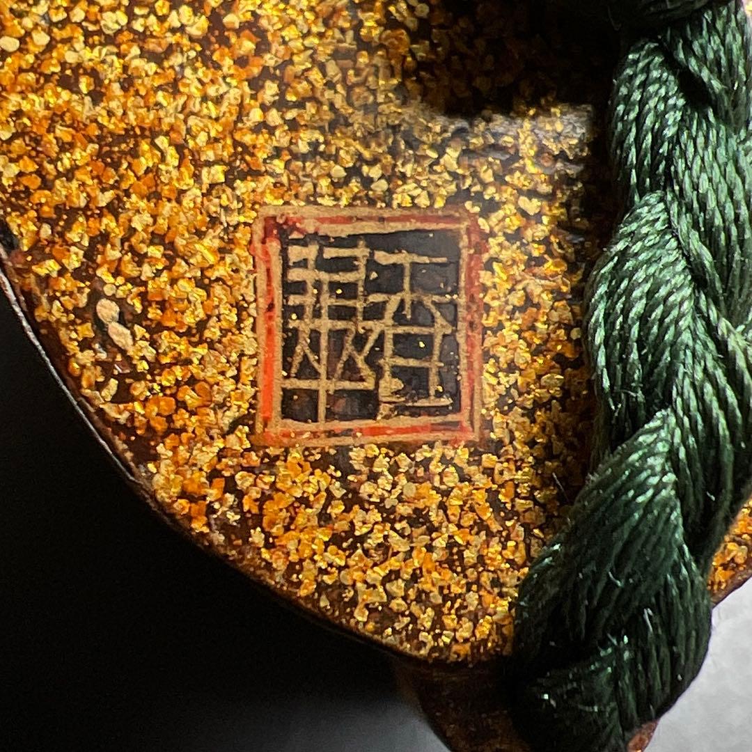 翠香銘　蒔絵印籠　木箱付　32g 東Y7-1119☆2Fトカサ