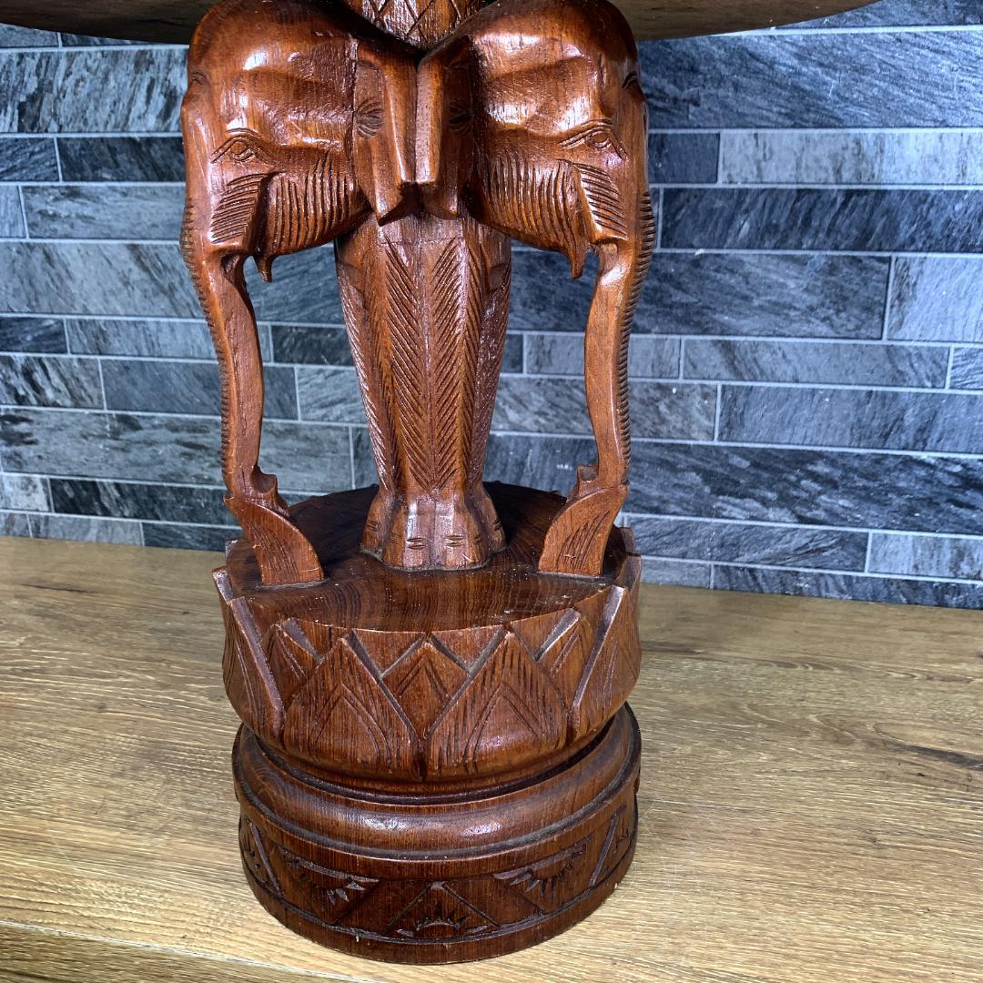 インド民芸品　木彫り机　天板直径51.5㎝サイズ　花台　サイドテーブル