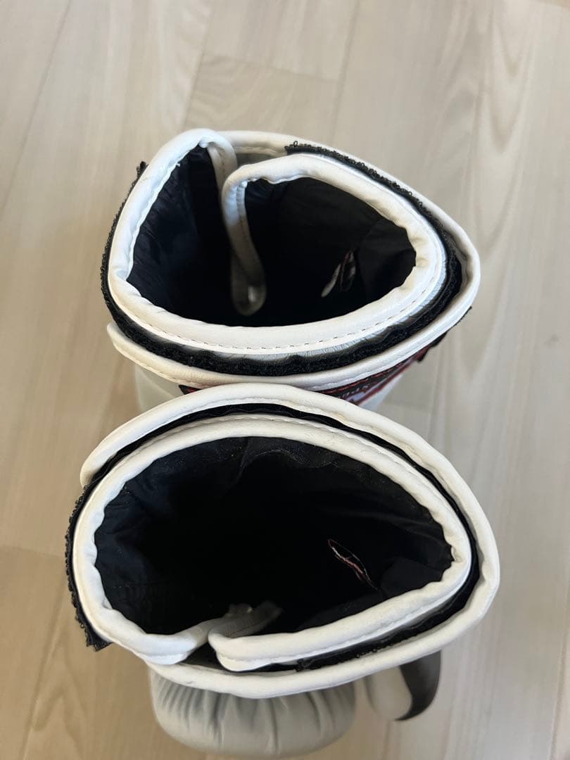 TWINS SPECIAL ボクシンググローブ 10oz