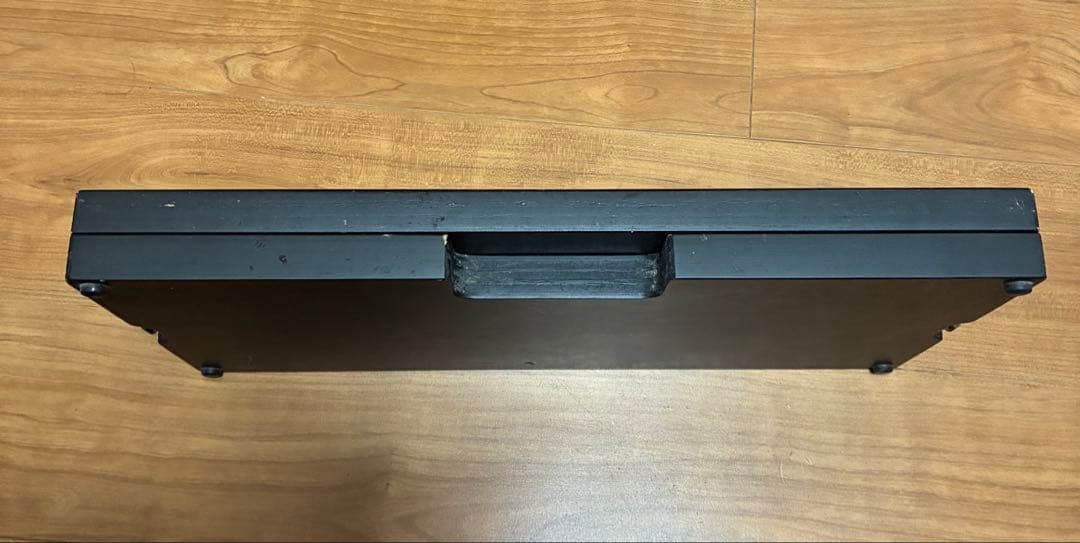 Assist Stool 折りたたみ式黒スツール