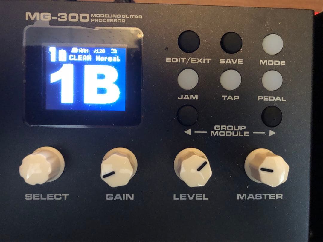 値下げ！NUX モデリング Guitar Processor MG-300 中古