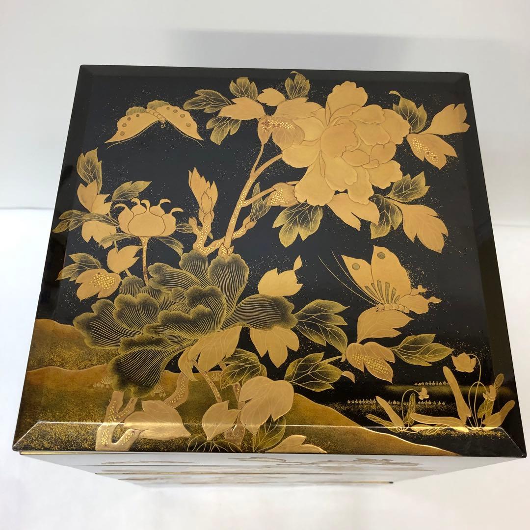 金蒔絵お重　漆器　木製　花鳥図柄　唐獅子図柄　五段重別蓋付き　共箱無