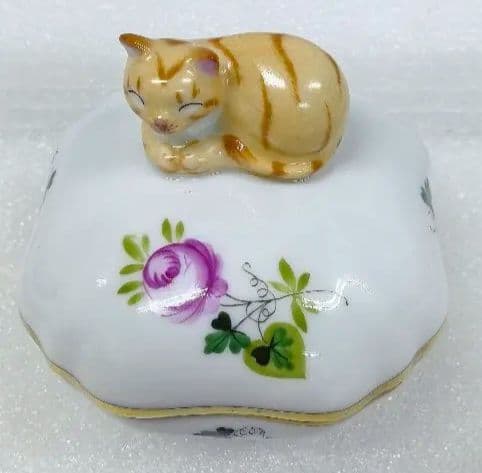 美品　ヘレンド HEREND タマゴボックス ウィーンの薔薇 猫