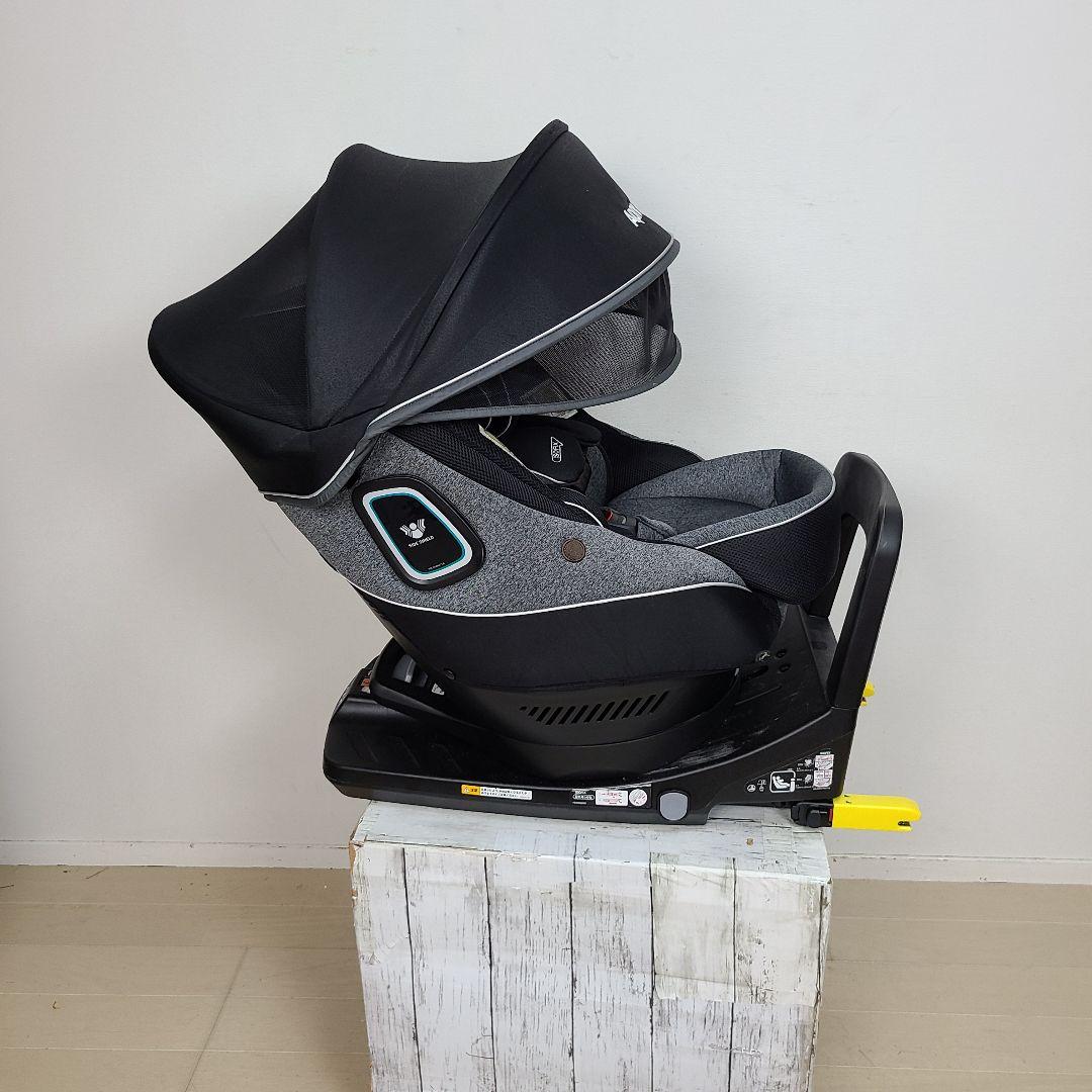 u*n様 極美品　チャイルドシート　 ISOFIX　ベッド型　ジュニアシート　ア