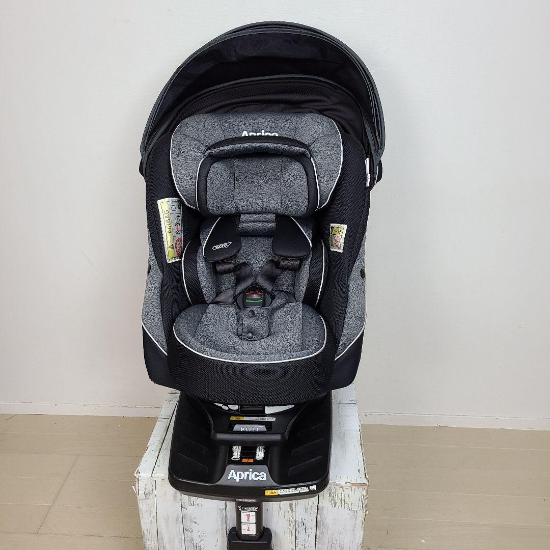 u*n様 極美品　チャイルドシート　 ISOFIX　ベッド型　ジュニアシート　ア