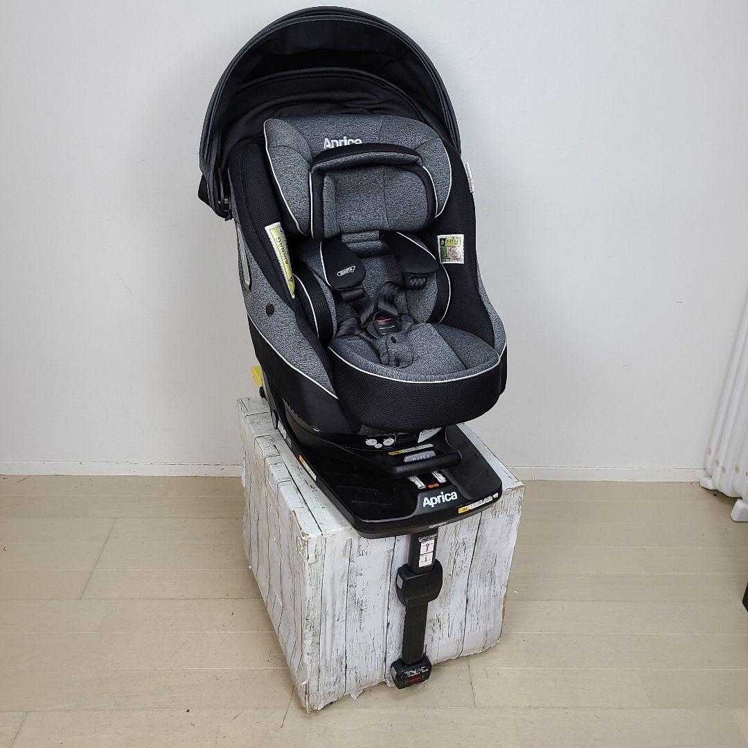 u*n様 極美品　チャイルドシート　 ISOFIX　ベッド型　ジュニアシート　ア