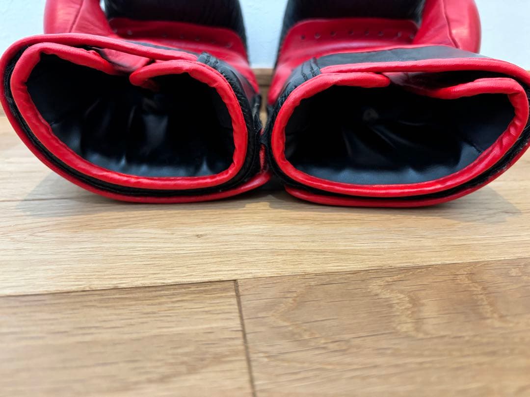 WINDY ボクシンググローブ 黒/赤