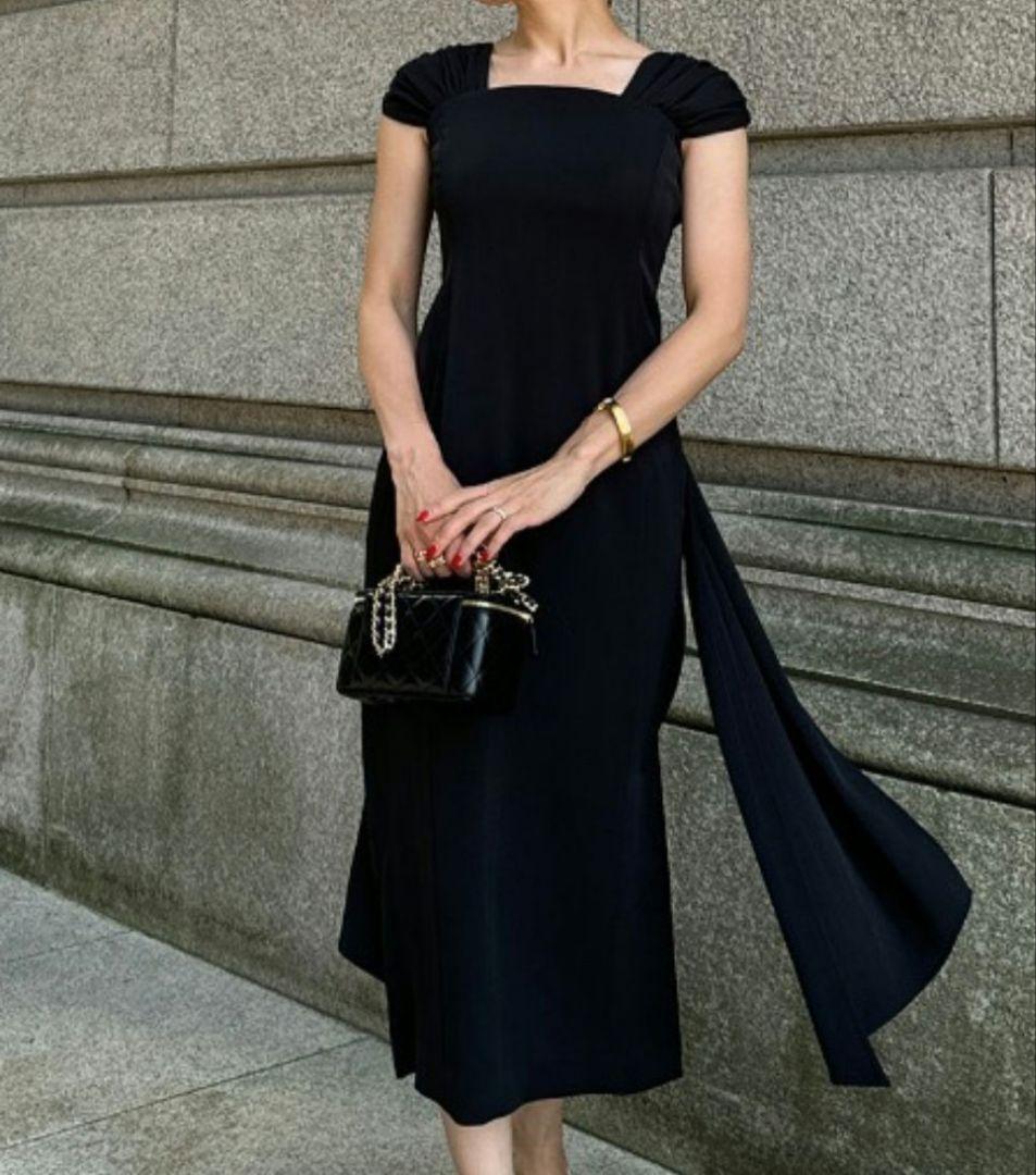 極美品✨JENNE　ショルダーベールドレス　希少L　ブラック