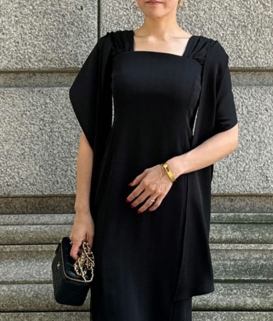 極美品✨JENNE　ショルダーベールドレス　希少L　ブラック