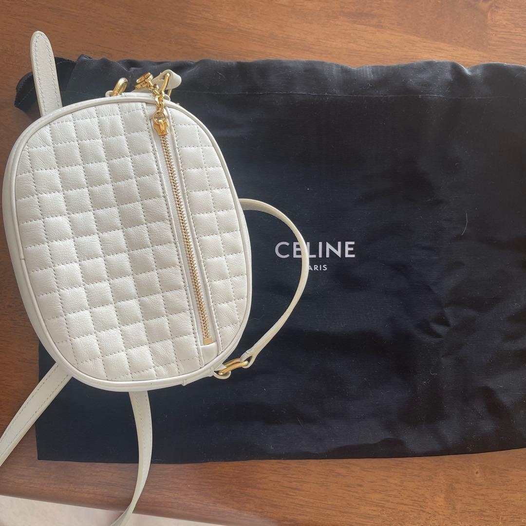 m*i様 CELINE キルティングショルダーバッグ ホワイト