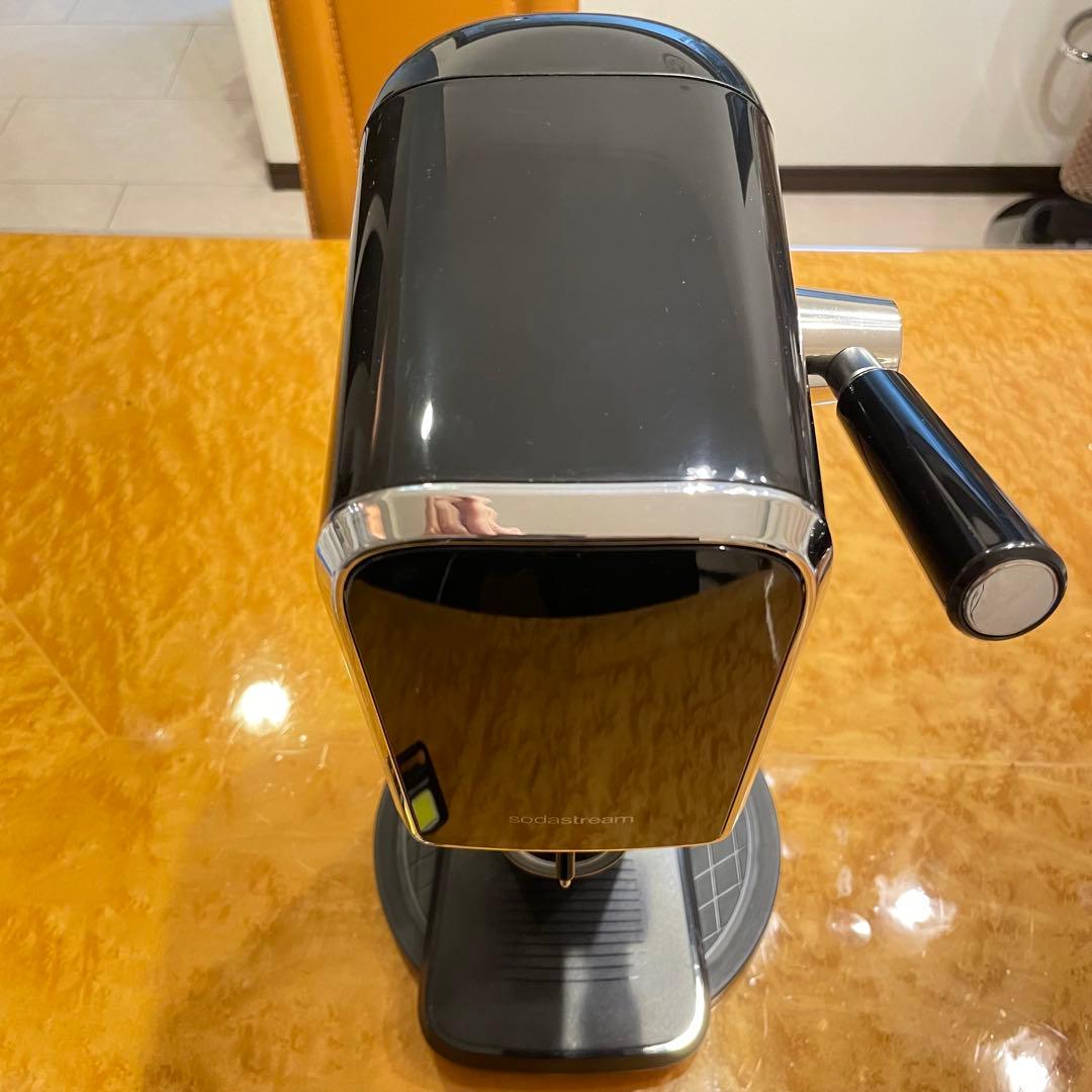使用回数僅少　ソーダストリーム Art 満タンシリンダー2本、未使用ボトル1本
