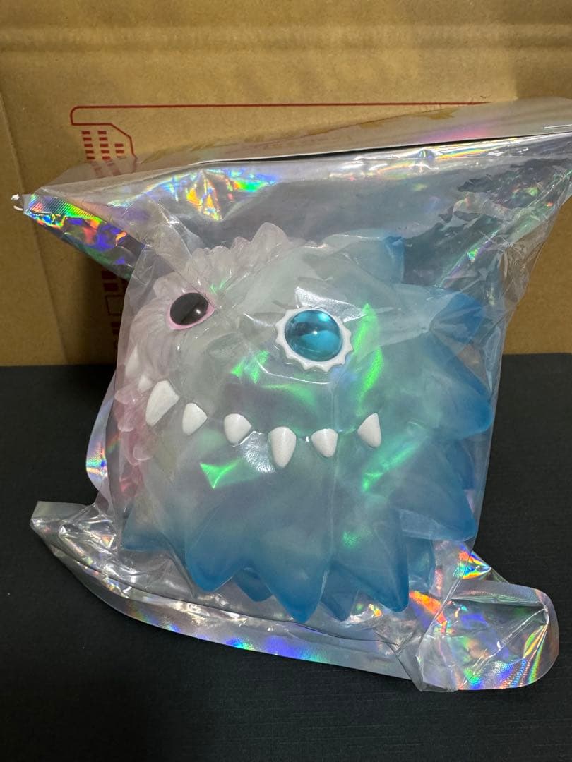 新品夜光インスティンクトイ HALF ICE FLUFFY Instinctoy