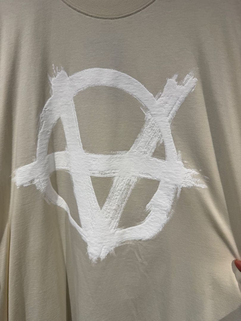 VETEMENTS アナーキーシンボル Tシャツ