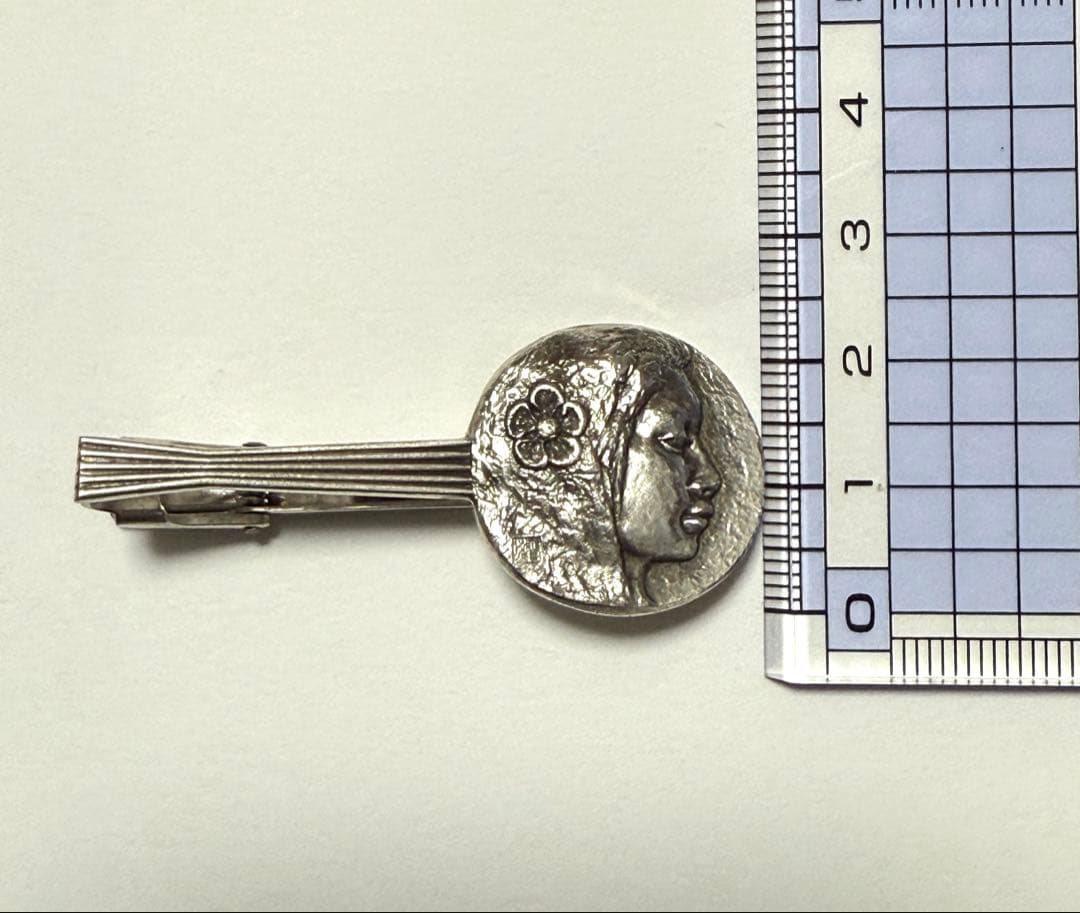 希少 銀製 有名彫刻家 川崎晋照 ネクタイピン