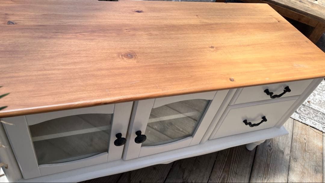 カントリー家具ホワイト木製テレビ台 ガラス扉付き