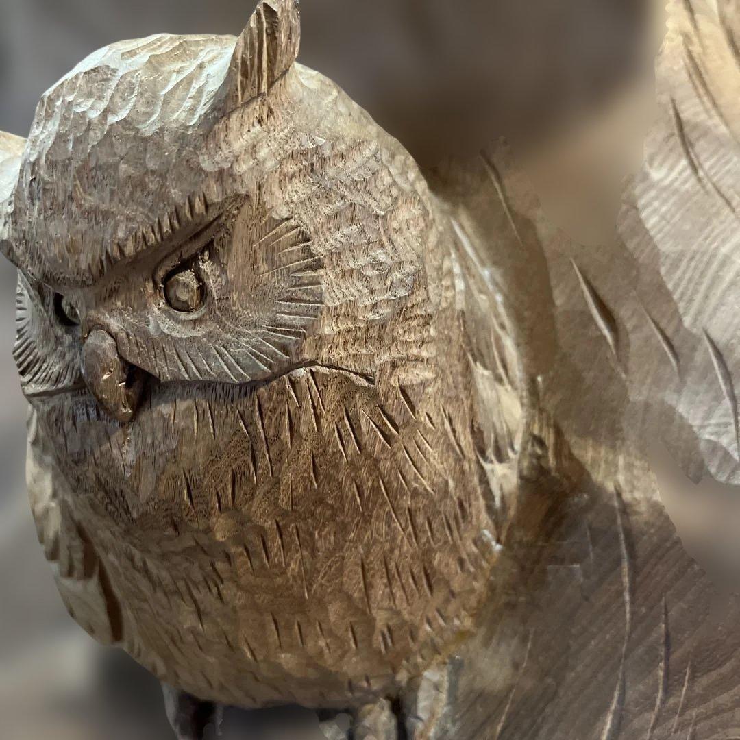 フクロウ 手彫り 在銘 上西捷敏 木彫り 工芸品 彫刻 コレクション　送料無料