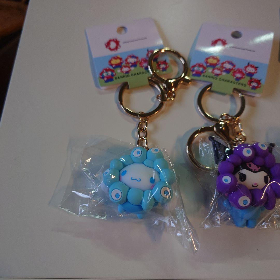 万博　公式キャラクター「ミャクミャク」・サンリオキーホルダー　5個セット