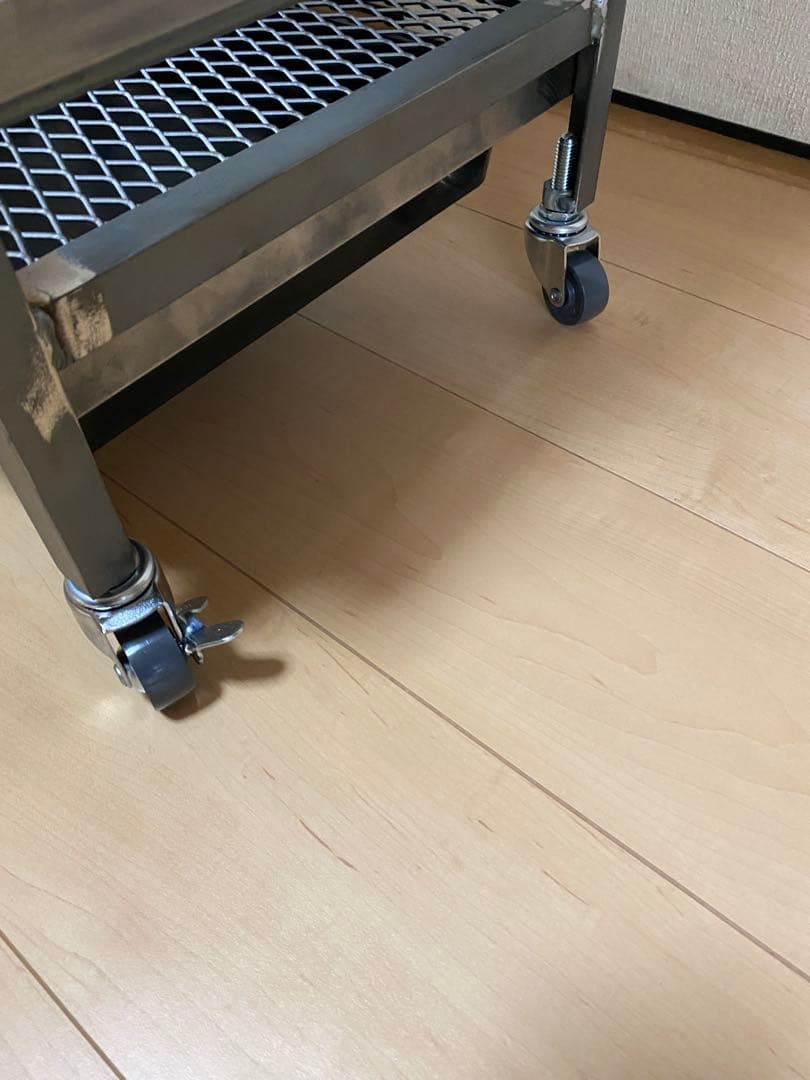 アイアンシェルフ　植物棚　インダストリアル 多肉植物　アガベ