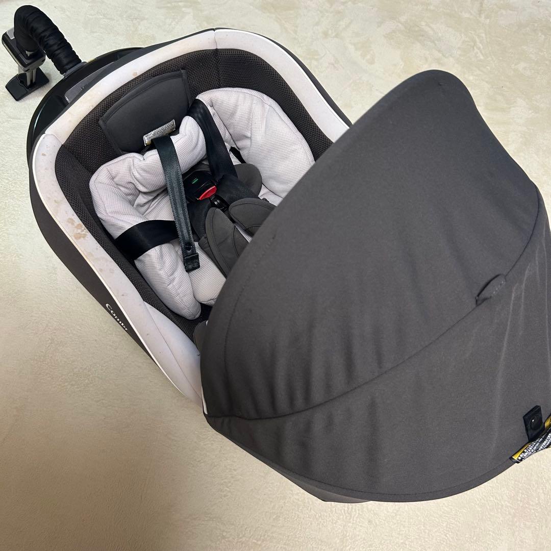 combi コンビ クルムーヴ チャイルドシート