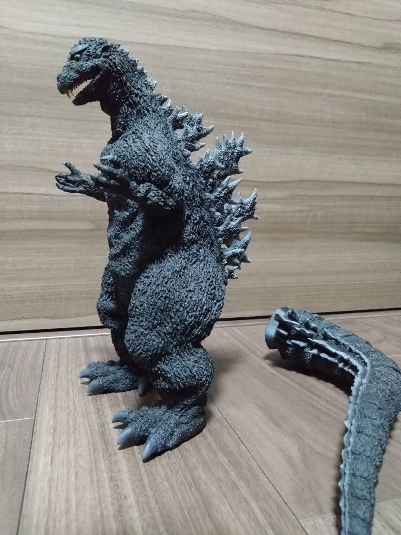 東宝30cmシリーズ　酒井ゆうじ造形コレクション　ゴジラ（1954）復刻スーツ