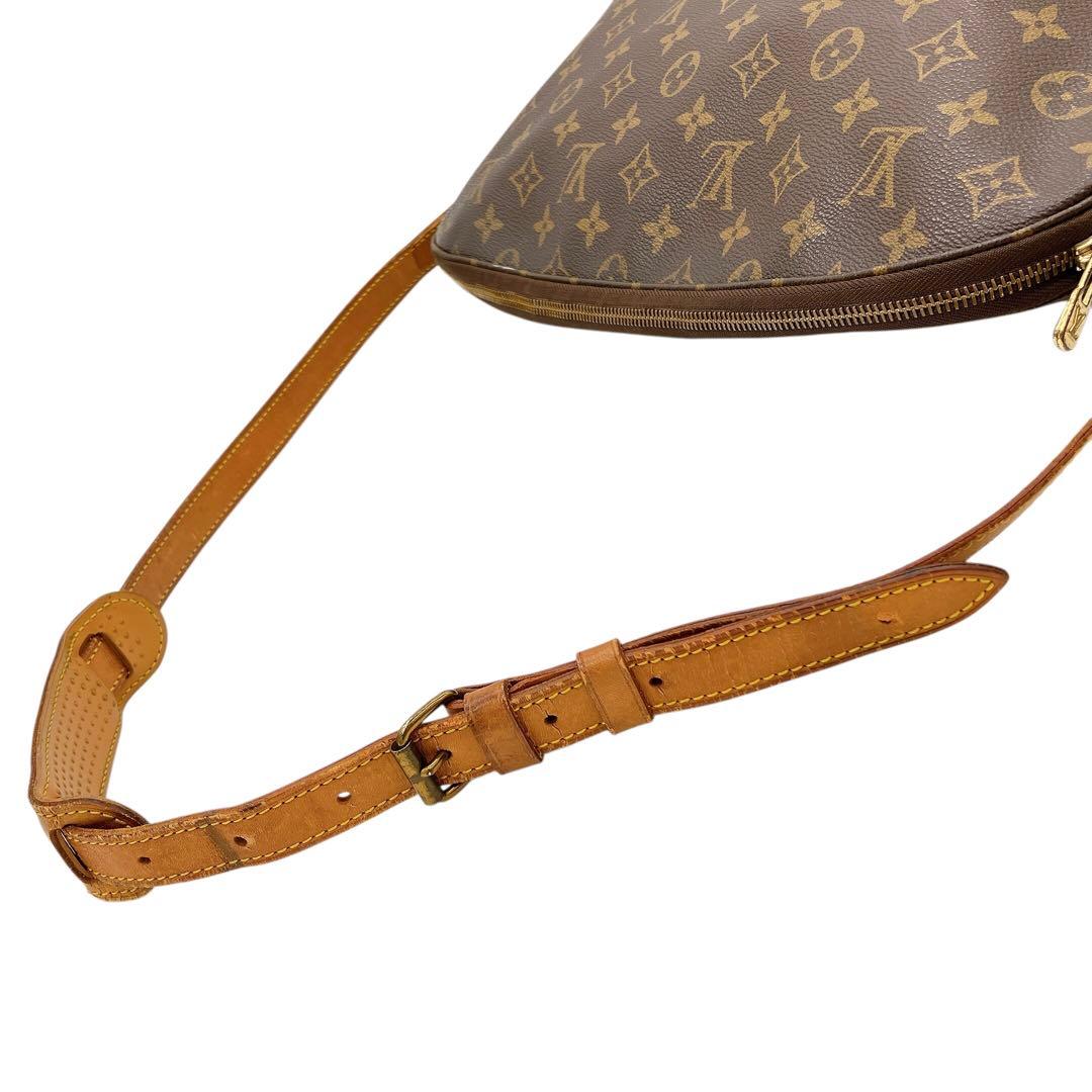 【LOUIS VUITTON】サック・バラード　モノグラム　ショルダーバッグ.