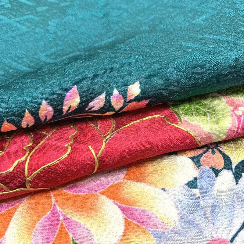 410z14〇高身長な方にも 振袖 長襦袢付き 地紋 金彩〇美品 成人式 結婚式