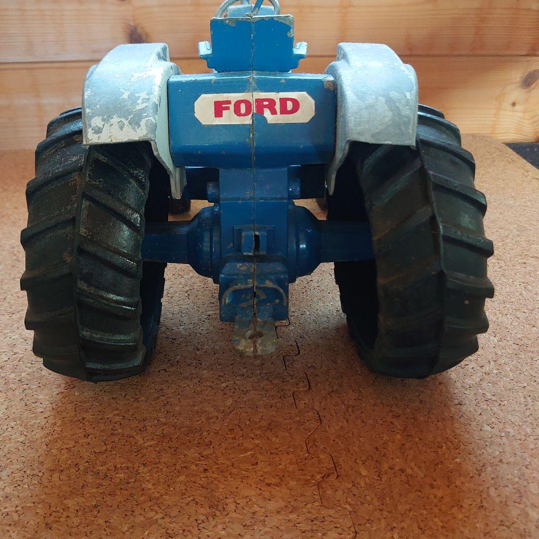 Ford 8600 Tractor トラクター ビンテージ
