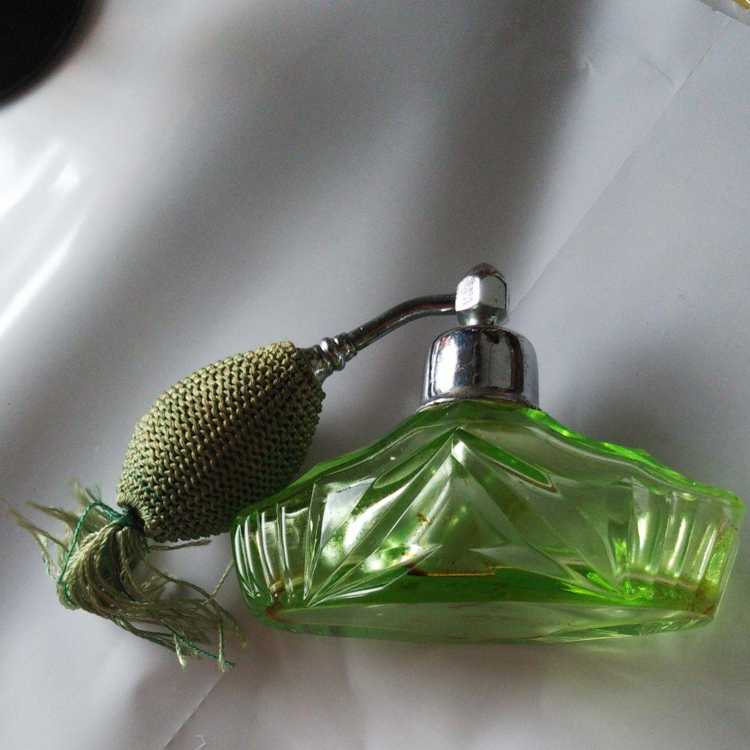 アンティークの香水瓶2点