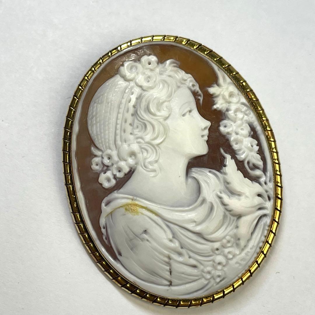 パフェ　希少品　一点もの　APA カメオブローチ　おしゃれ　レディース