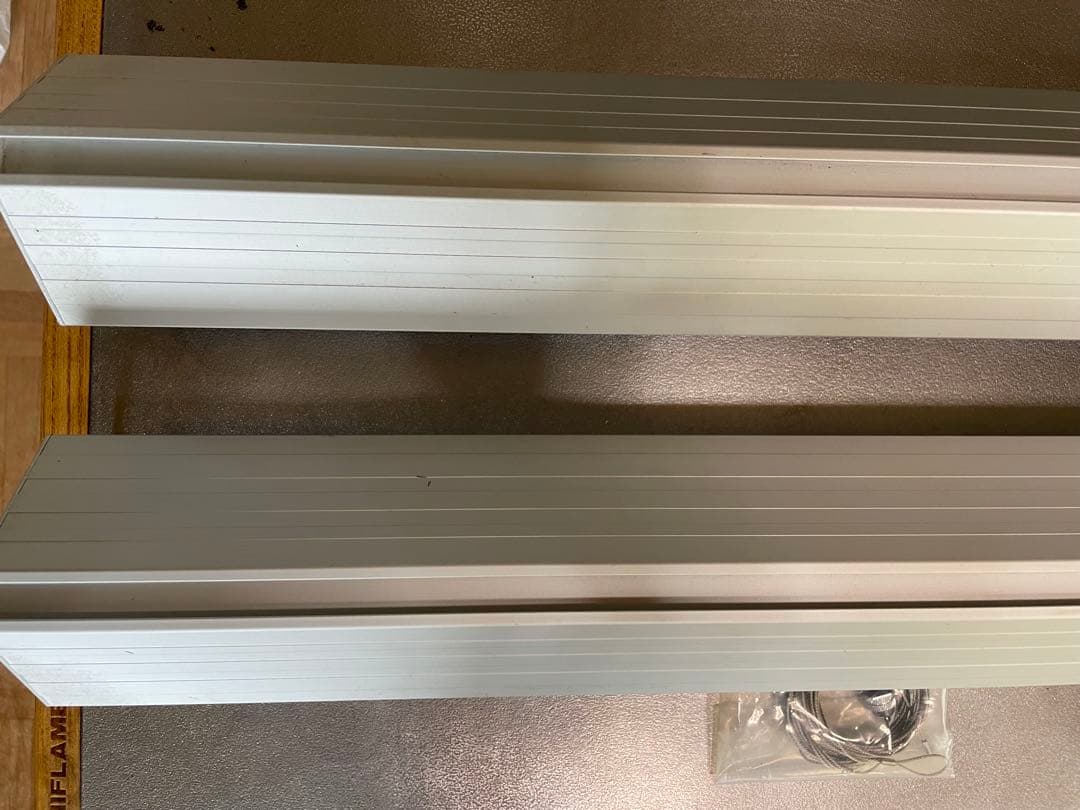 アクロ　トライアングル　グロウ　LEDライト 60cm 用 2本セット