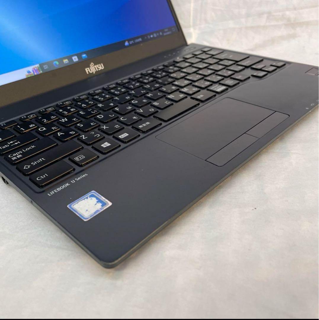 富士通 LIFEBOOK U938/T　SSD256GB メモリー8GB