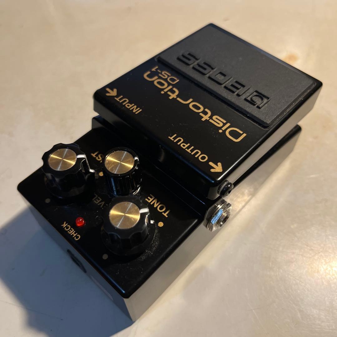 BOSS DS-1 40th 記念モデル