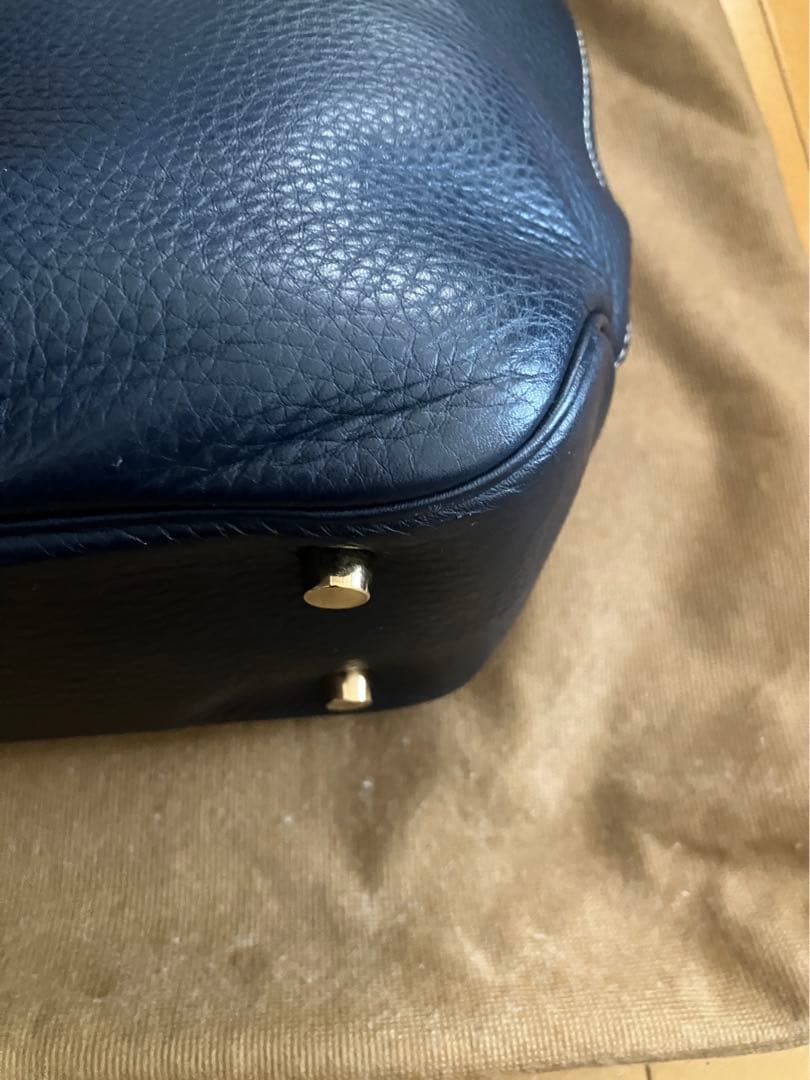 Cisei 999 LD シュリンクレザー ラウンドジップ ブリーフバッグ