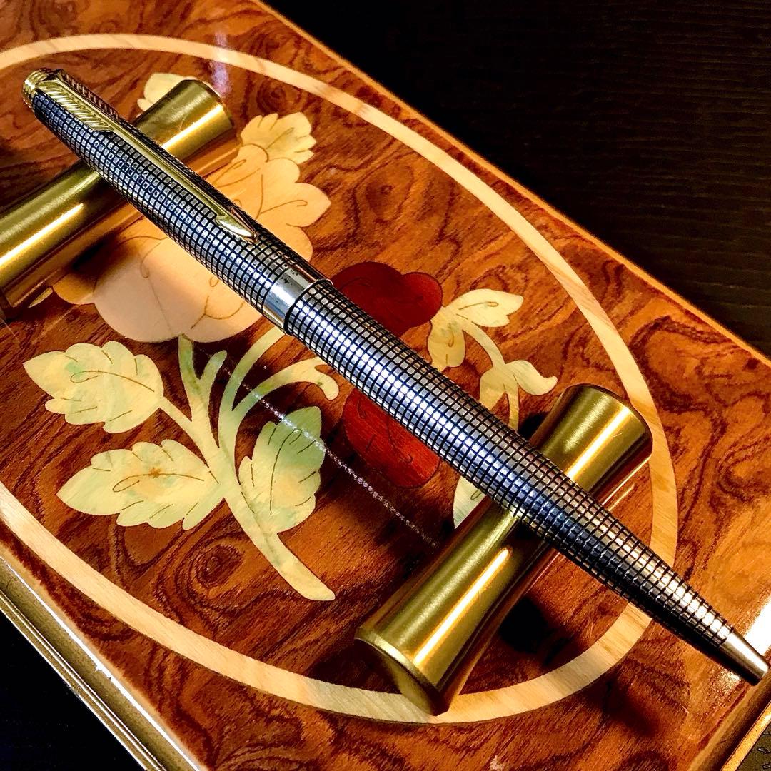 ☆お勧め☆パーカースターリング シルバーボールペン （ジェットストリーム)替芯付