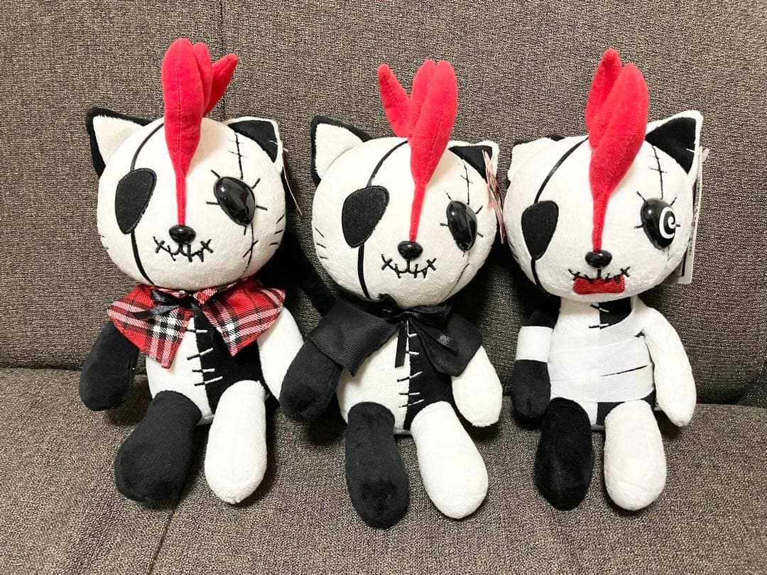 h.naoto HANGRY&ANGRY ぬいぐるみ キーホルダー 缶バッジ