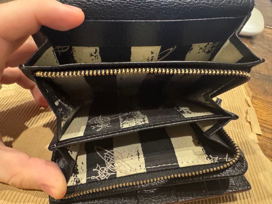 Vivienne Westeood 三つ折り財布