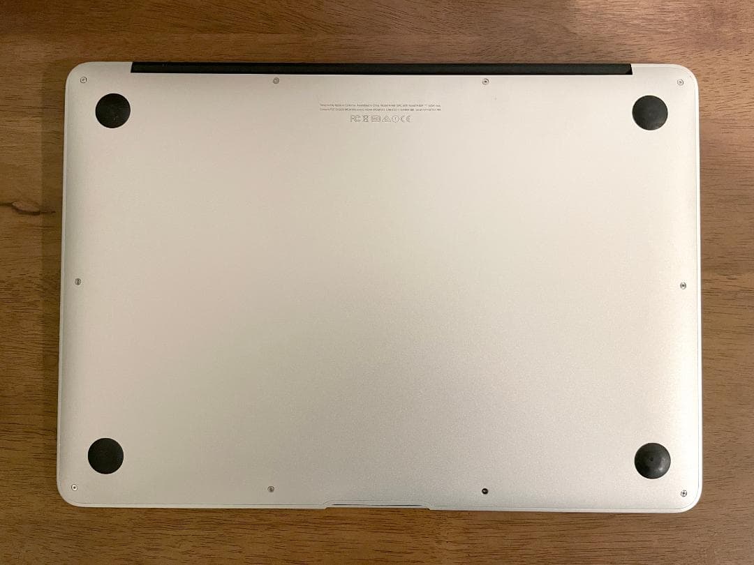 MacBook Air 13\"　2017　i5　8GB　121GB