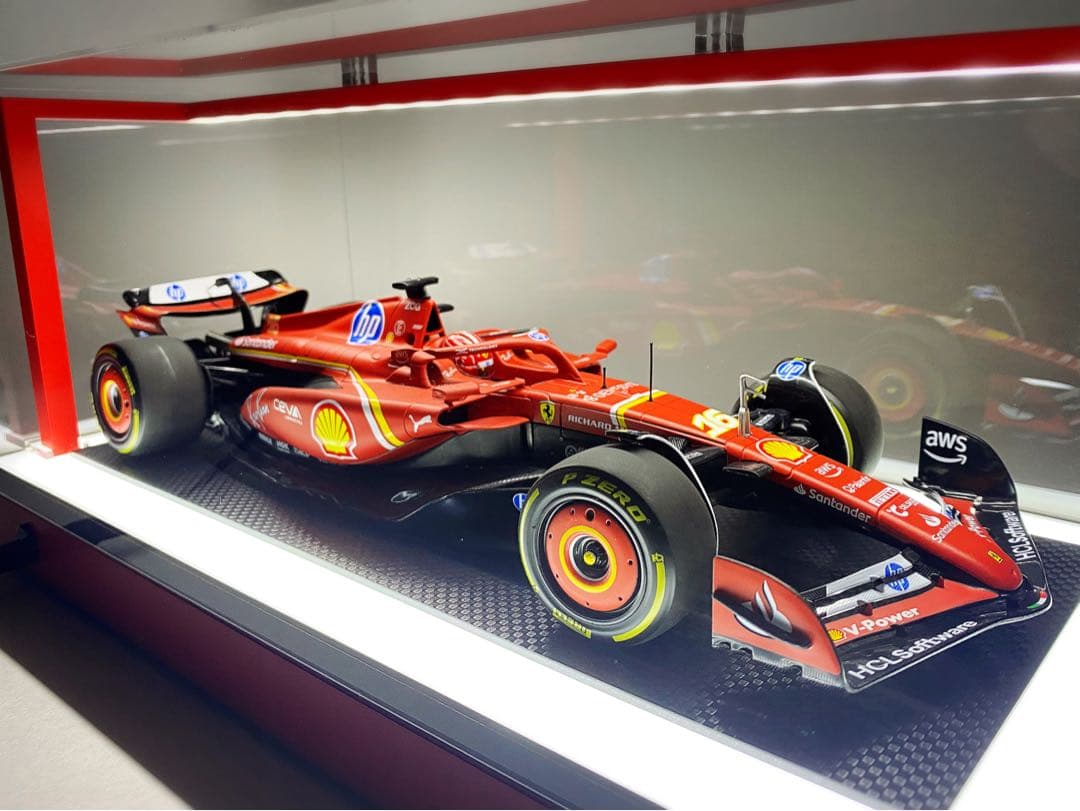 1/18 F1ブラーゴ　フェラーリSF-24 C.ルクレール×LED照明ケース