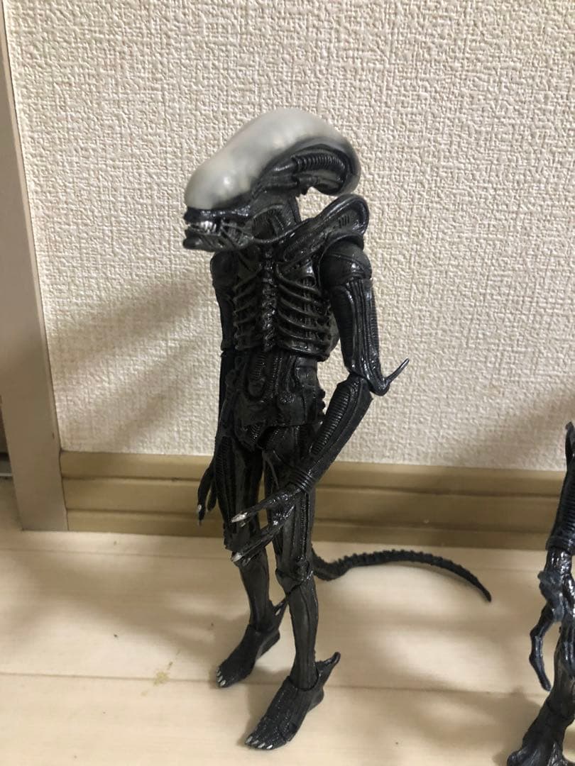 エイリアンフィギュア 4体セット