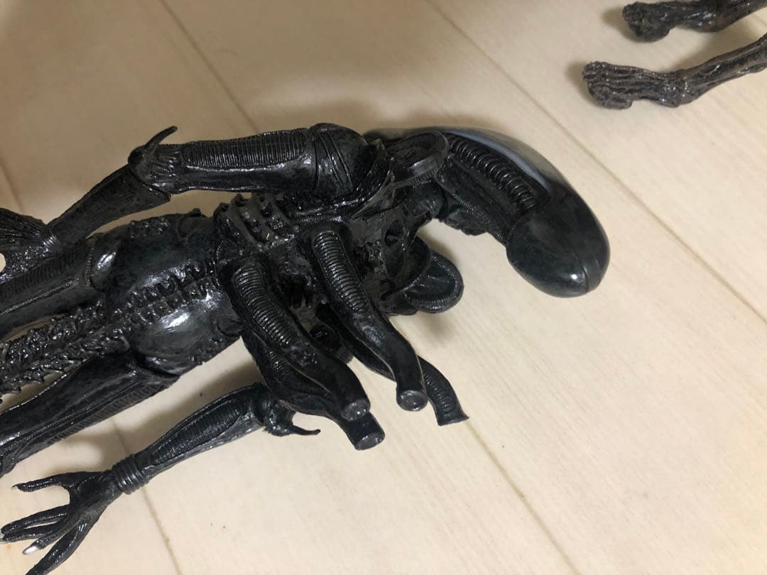 エイリアンフィギュア 4体セット