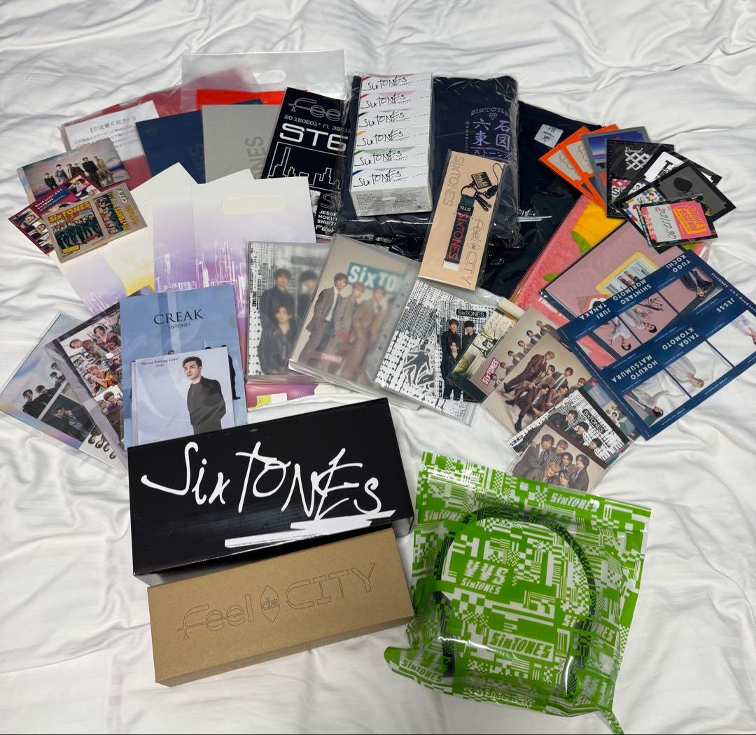 SixTONES グッズまとめ売り