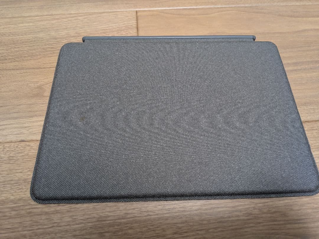 ᕱ⑅︎ᕱ\"ミミ　Logicool combo touch iPad 第7〜