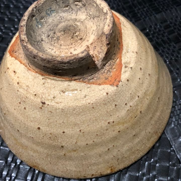 古美術品◼️かなり古そうな萩焼？の抹茶茶碗が蔵から出て来た。