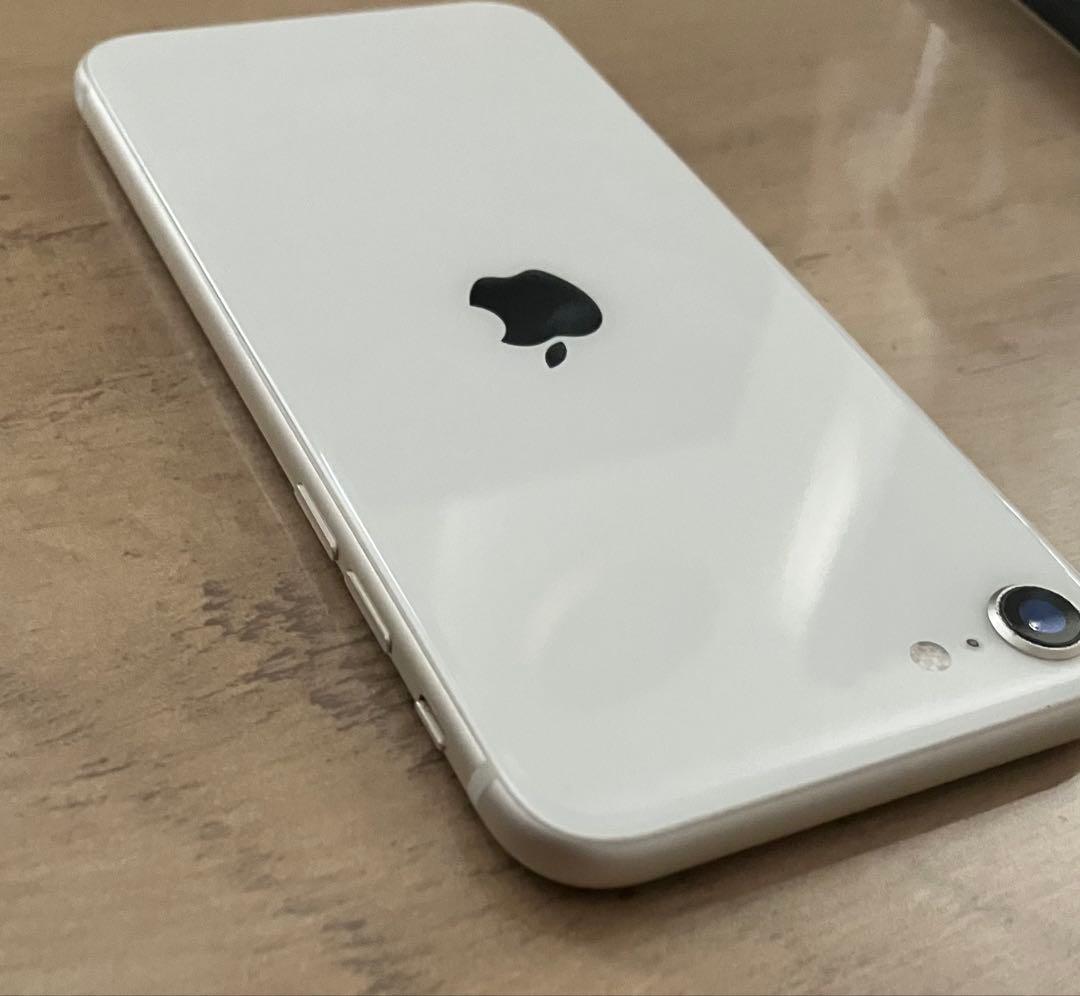 iPhoneSE第3世代SIMフリー　アイフェイスカバーセット　最終価格