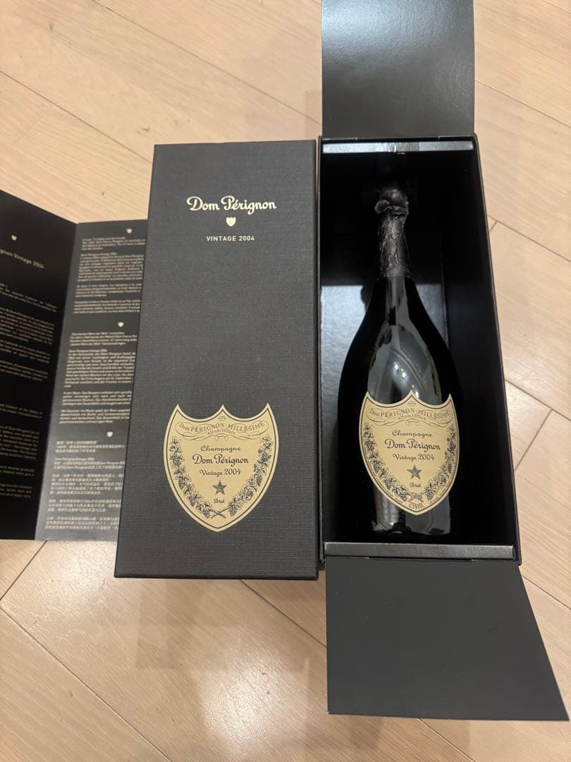 ★未開封★シャンパンドンペリニヨン ヴ インテージ2004箱付 750ml