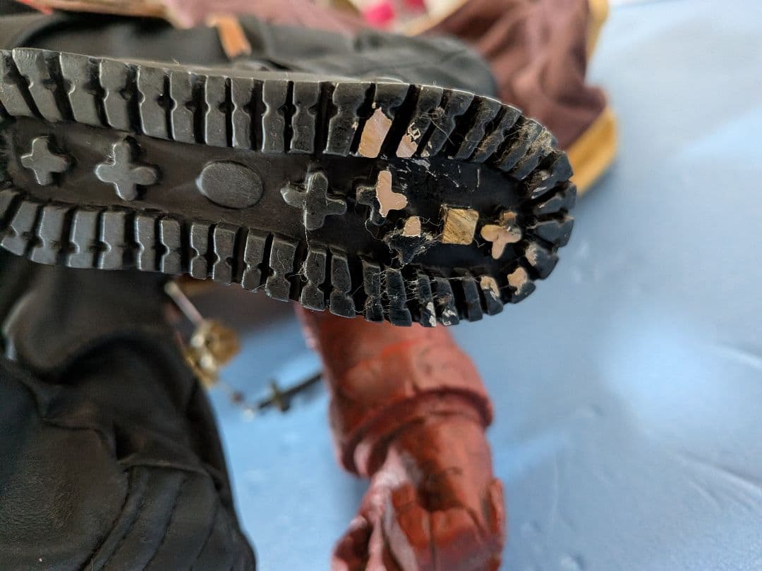 Hellboy フィギュア コート付き